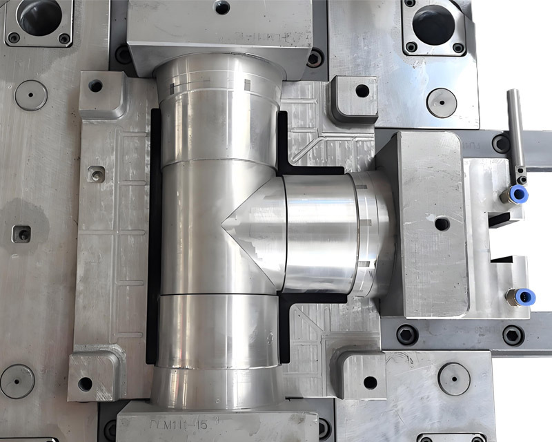 PIPE FITTING MOULD