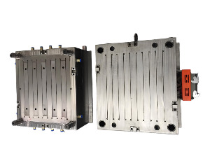 THINWALL/MULTIPLE CAVITIES MOULD