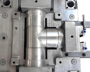 PIPE FITTING MOULD